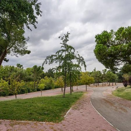 Arriaga Bajo- Precioso Duplex. Parking Gratuito Apartman Madrid Kültér fotó